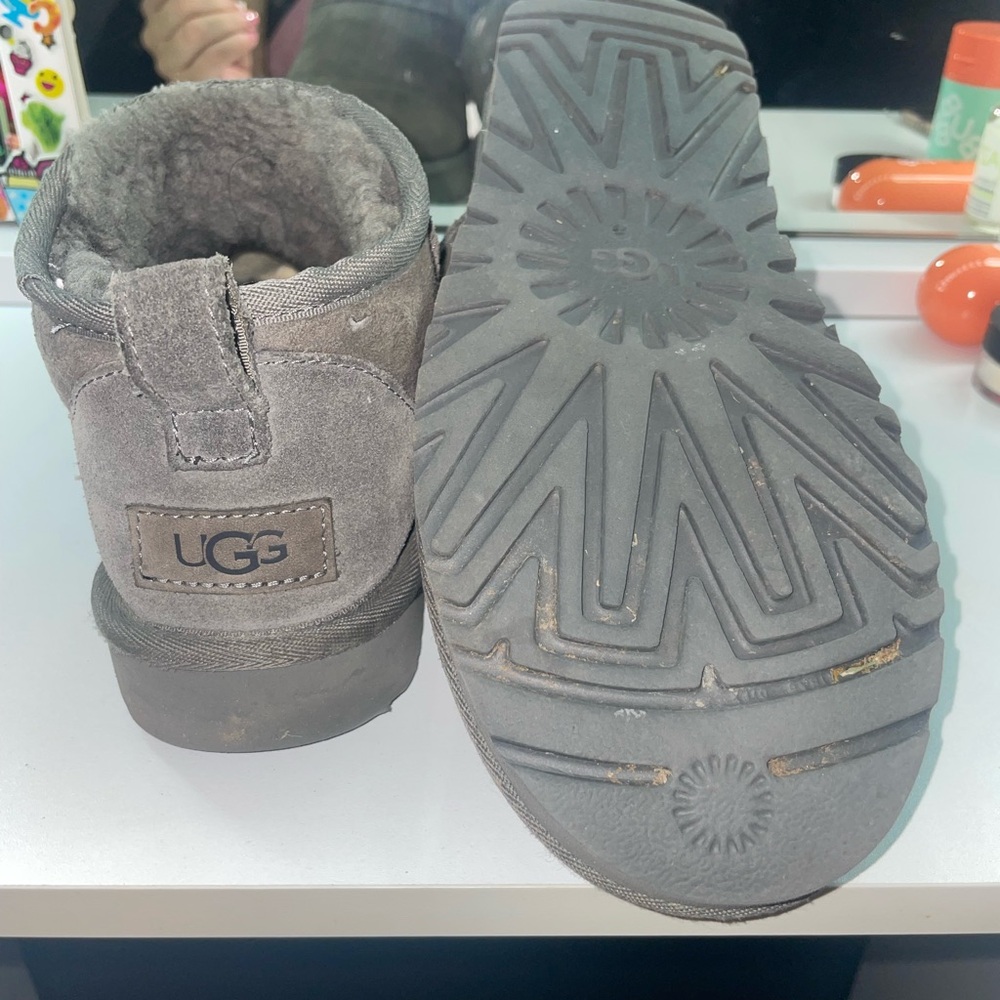 Ugg grey classic ultra mini sheepskin booties size 6